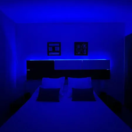 Blau Frente A Canales Y Puestas De Sol De Apartment *